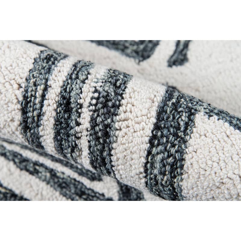 Momeni Mallorca Large-scale Tribal Hand-hooked Cotton Area Rug