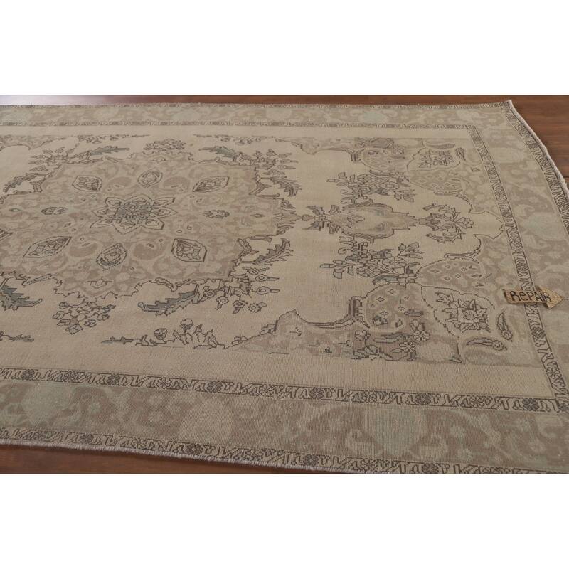 Hand Knotted Oriental 100% Wool Carpet Traditional Floral Beige & Ivories Tabriz Area Rug - 10' 1'' X 6' 3''