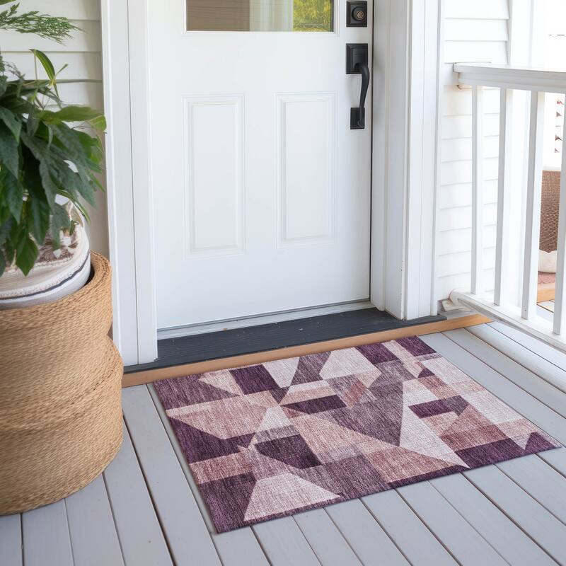 Machine Washable Indoor/ Outdoor Modern Geo Chantille Rug - Eggplant - 1'8" x 2'6"