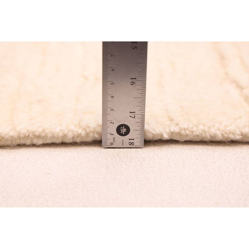 ECARPETGALLERY Hand-knotted Tangier Cream Wool Rug - 6'4 x 8'9