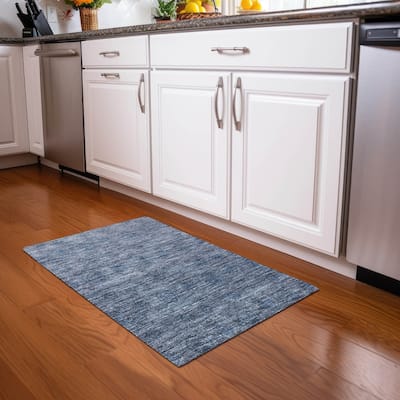 Machine Washable Indoor/ Outdoor Ombre Damask Chantille Rug