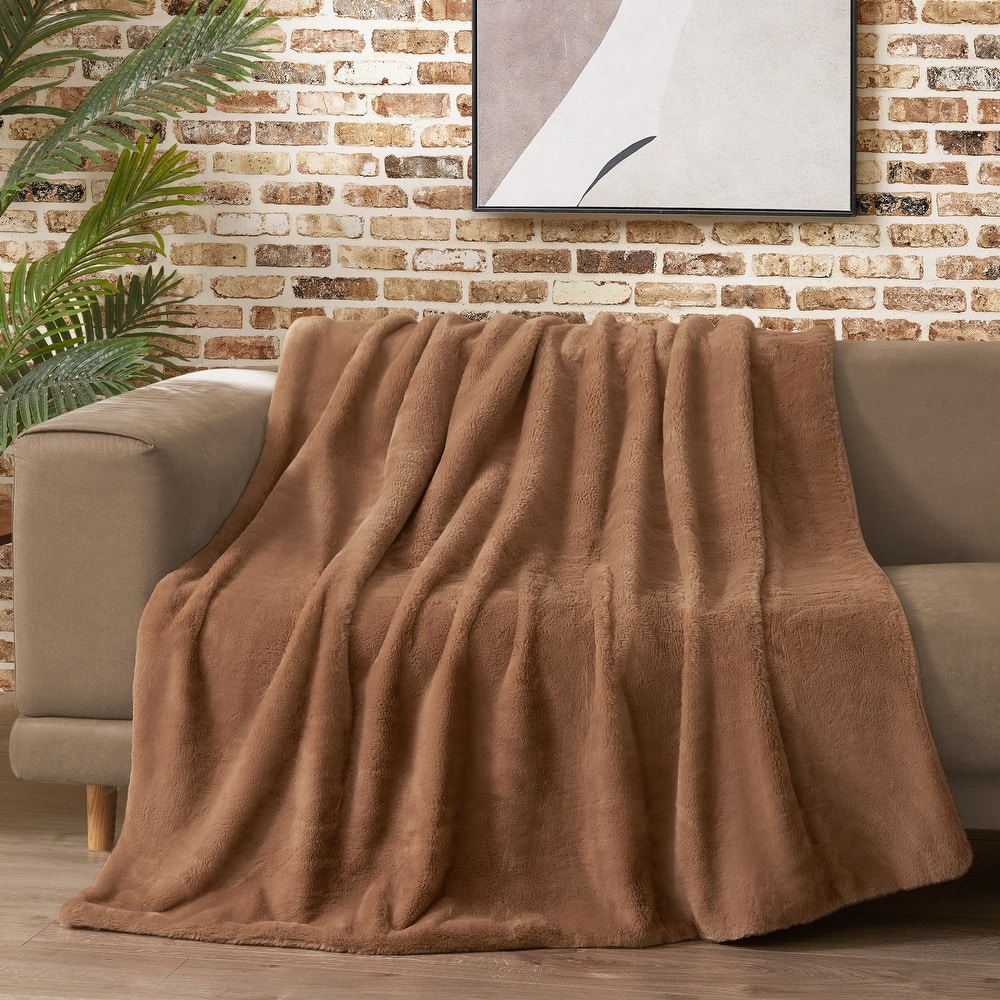 Lucky Brand Solid Synthetic Fur Rabbit 50" x 70" Throw Blanket