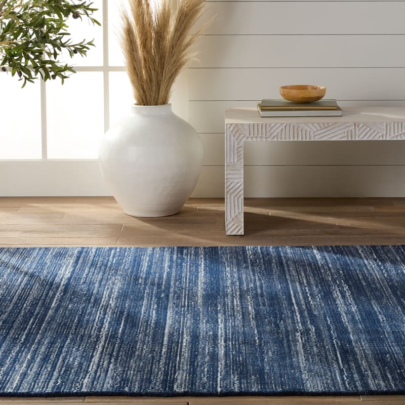 Everen Handmade Indoor/ Outdoor Solid Area Rug