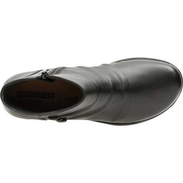 Clarks Cheyn Anne Wedge Bootie 2024 www.musanailspain