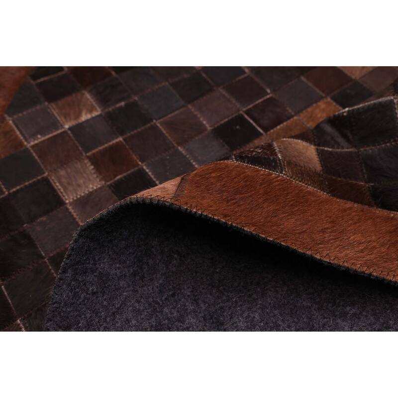 ECARPETGALLERY Handmade Cowhide Patchwork Dark Brown Leather Rug - 7' x 7'