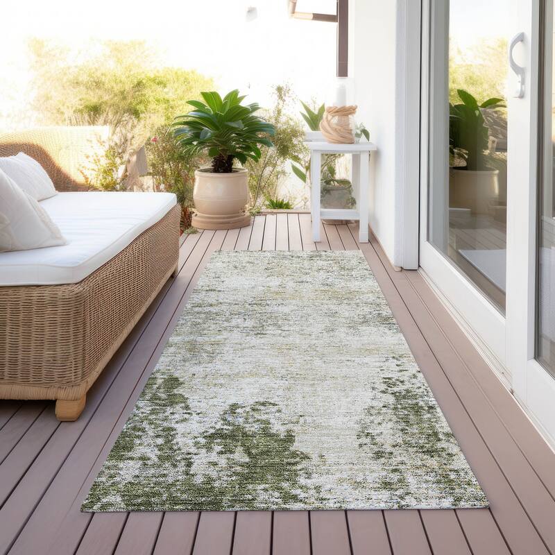 Machine Washable Indoor/ Outdoor Chantille Rug - Olive - 2'3" x 7'6"