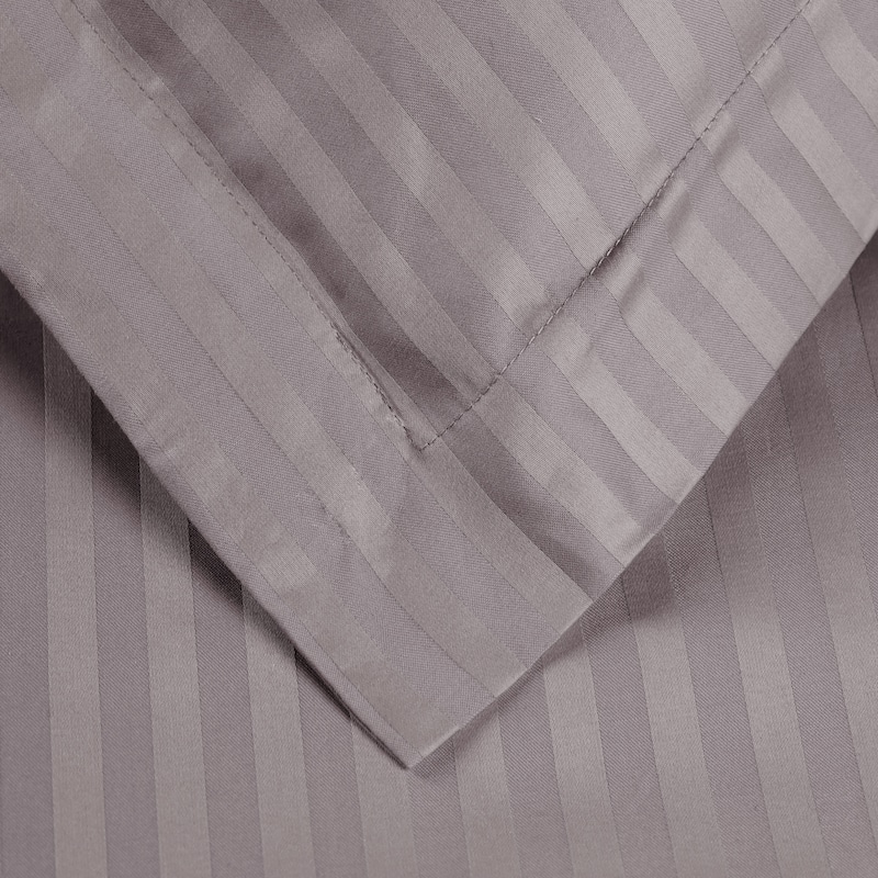Superior Egyptian Cotton 300 Thread Count Stripe Duvet Cover Set with Pillow Shams