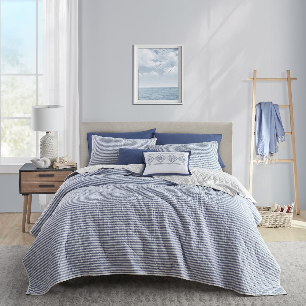 Wonderful 5 Piece Striped Coverlet Set