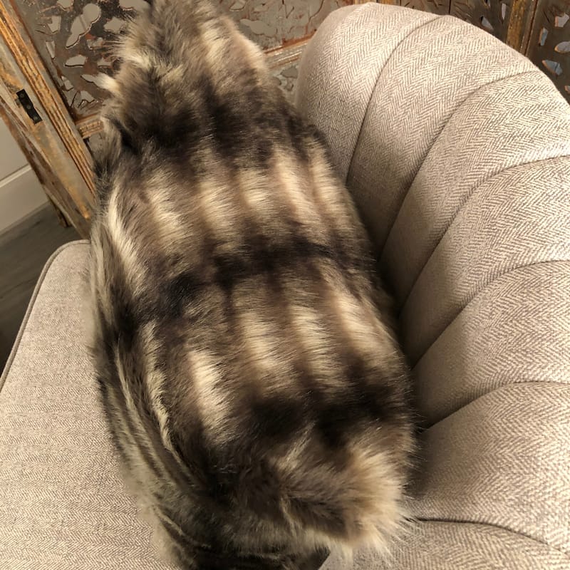 Pillow - Granelli - Fauxfur 20" x 20" Feather / Down Fill