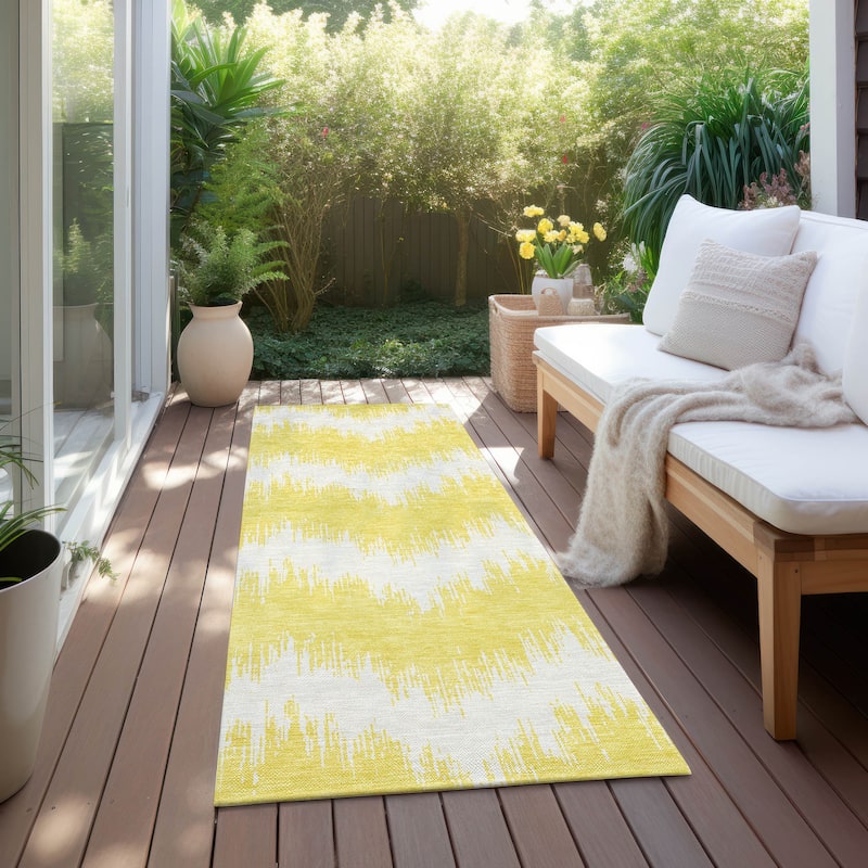 Machine Washable Indoor/ Outdoor Chantille Chevron Modern Rug - Yellow - 2'3" x 7'6"
