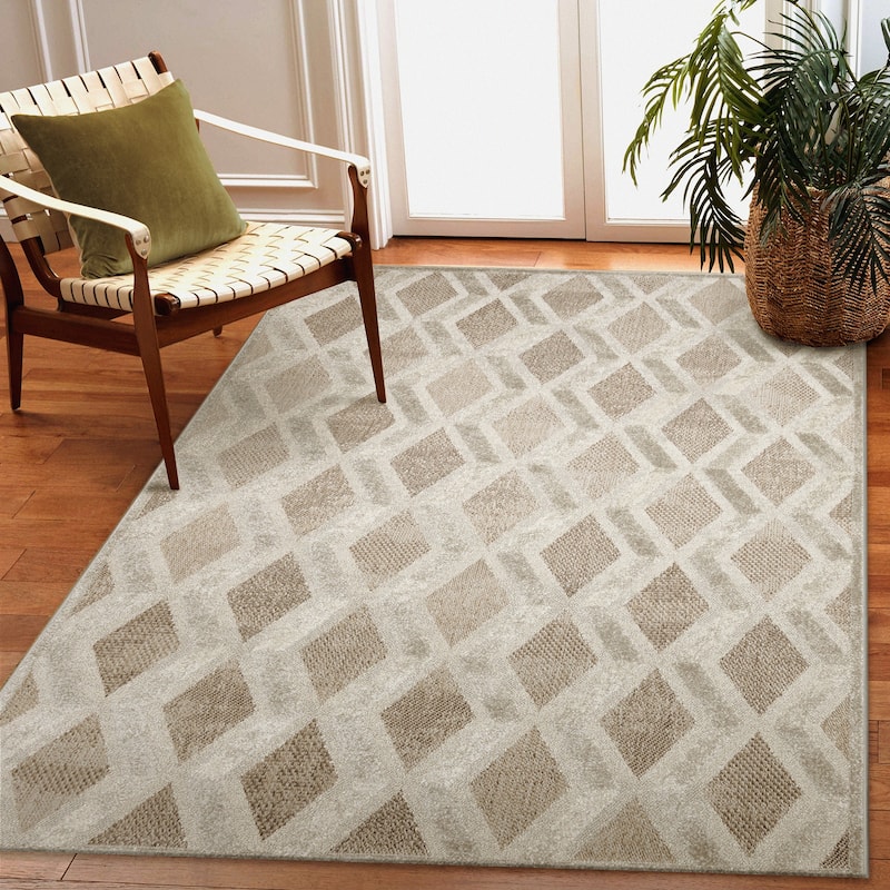 Liora Manne Napoli Diamonds Indoor Rug - 6'6" x 9'4" - Natural