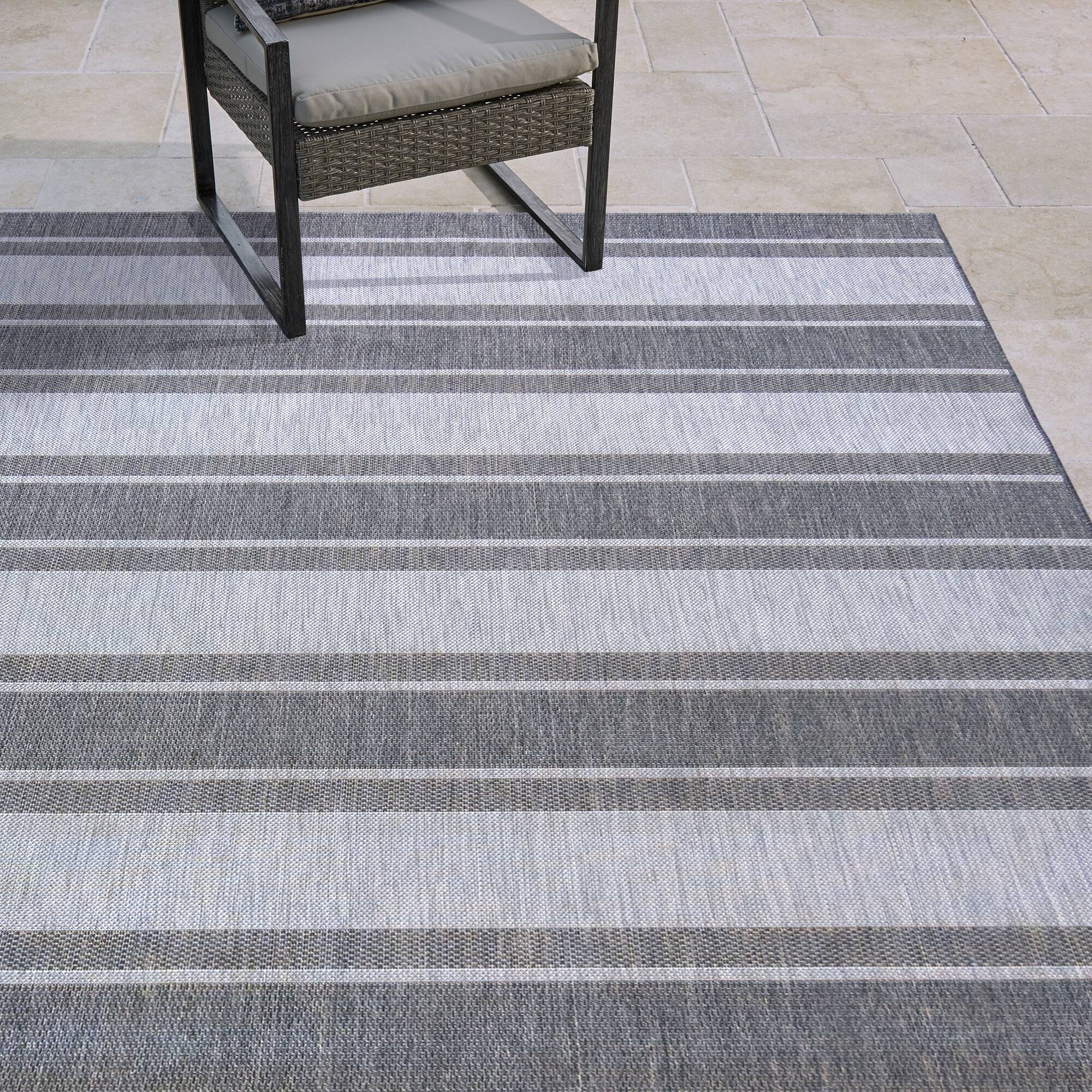 Gertmenian Paseo Castro Grey Modern Stripe Flatweave Indoor/ Outdoor