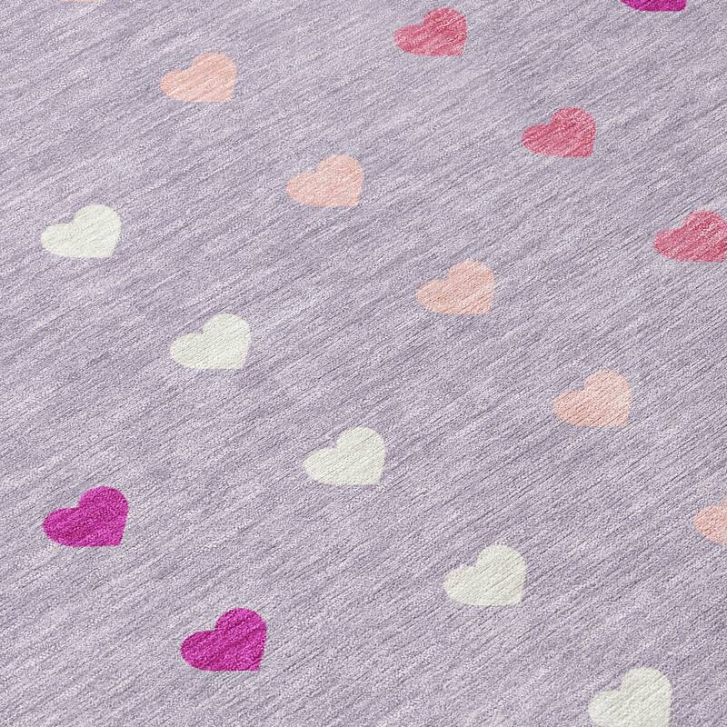 Machine Washable Indoor/ Outdoor Modern Hearts Chantille Rug