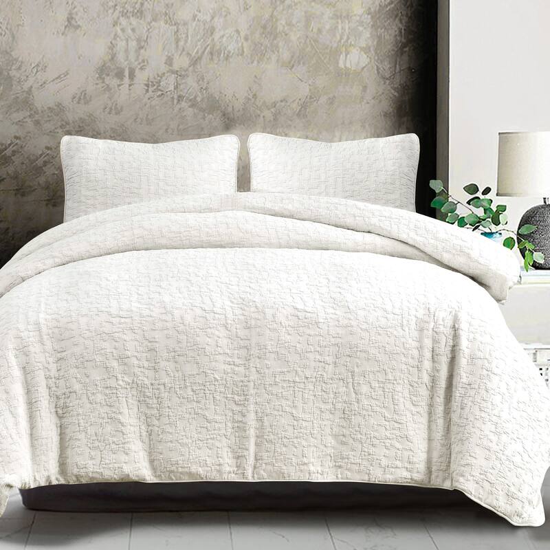 HiEnd Accents Porto Matelasse Textured Comforter Set, 3PC