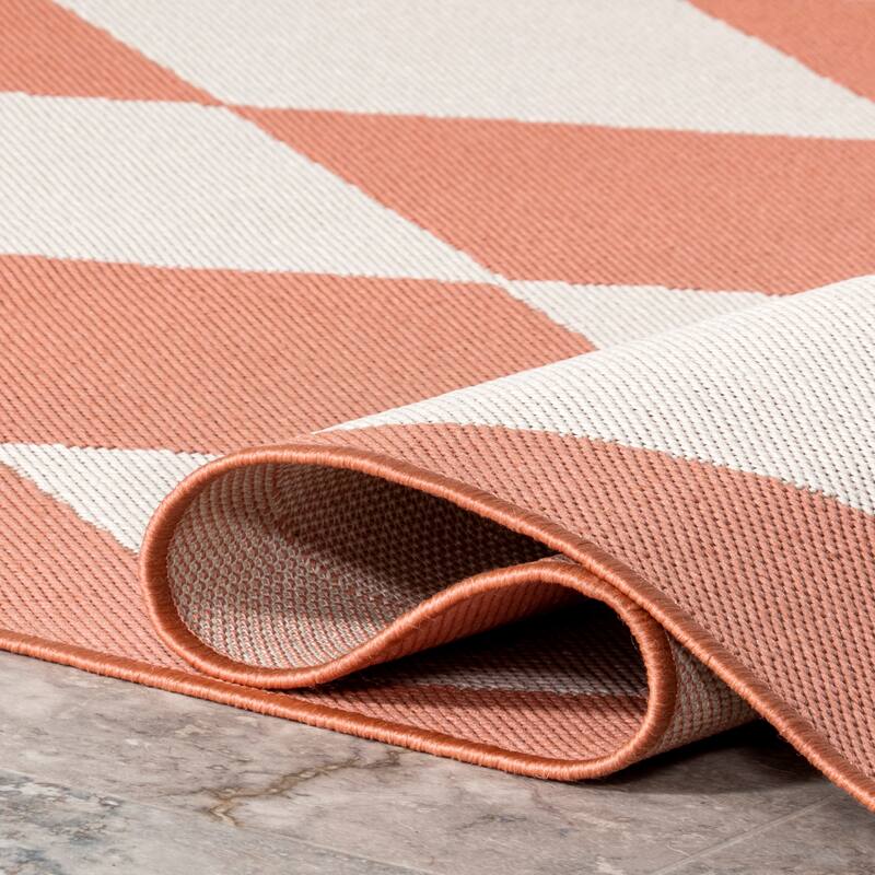 Nuloom Sabina Diamond Trellis Indoor/Outdoor Area Rug