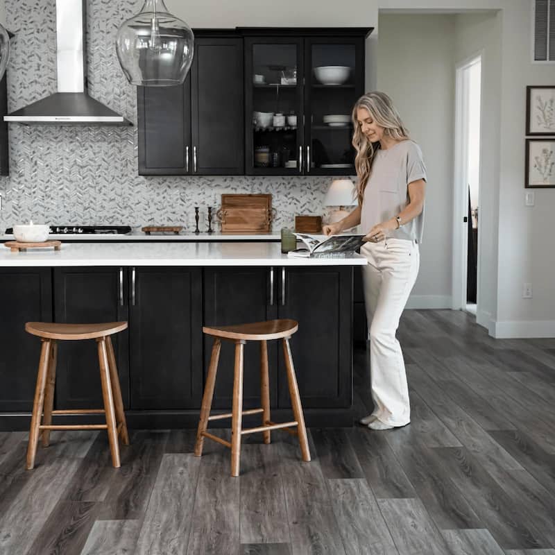 Maven Lane Luna Kitchen Stool