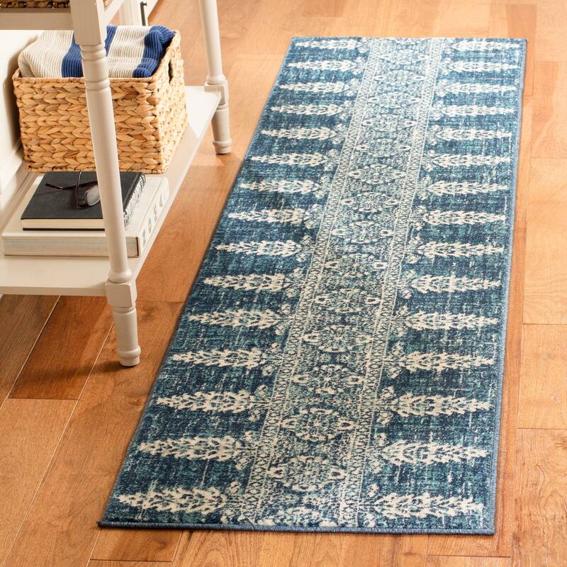 SAFAVIEH Evoke Gelinda Vintage Boho Rug