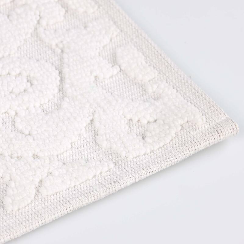 Superior Venere Floral Scroll Washable Bath Rug, Set of 2