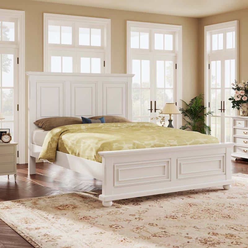 Traditional Town and Country Style Pinewood Vintage Queen Bed