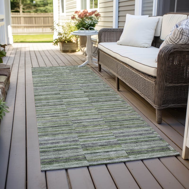 Machine Washable Indoor/ Outdoor Chantille Contemporary Geo Rug - Olive - 2'3" x 7'6"