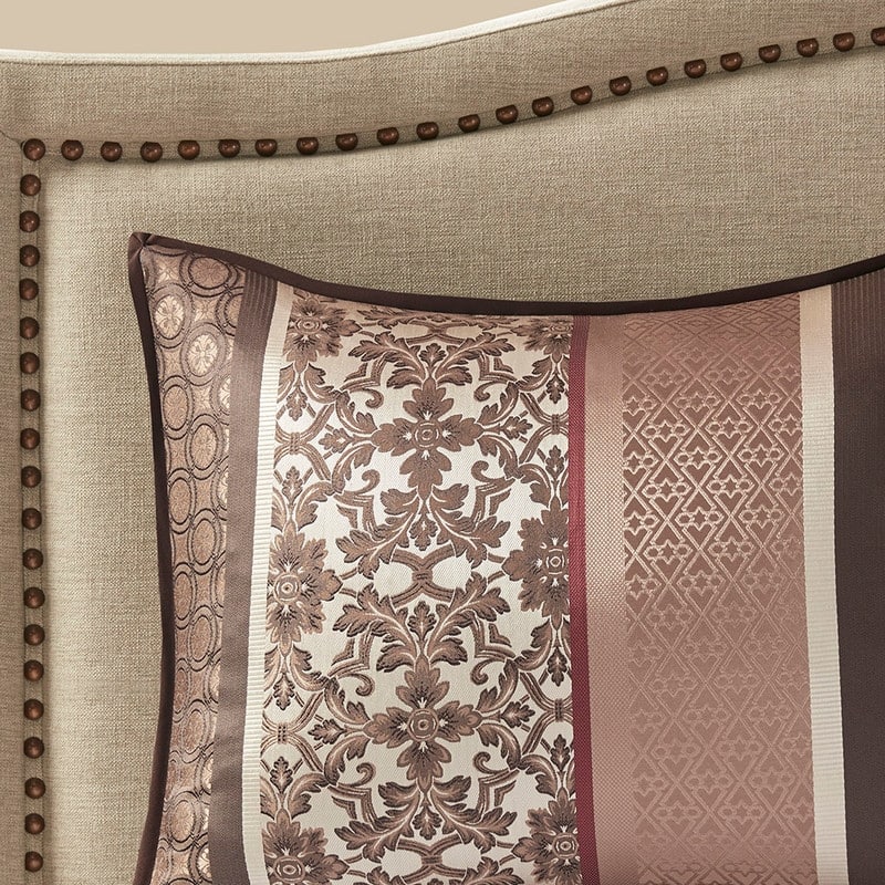 7-Piece Jacquard Comforter Set - Elegant Traditional Bedding Ensemble