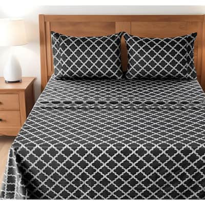 Four Piece Black and White Quatrefoil Microfiber Queen Sheet Set