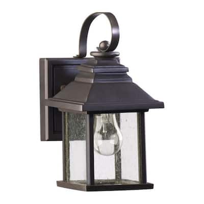 Quorum International Pearson Single Light 10" Tall Outdoor Wall Sconce