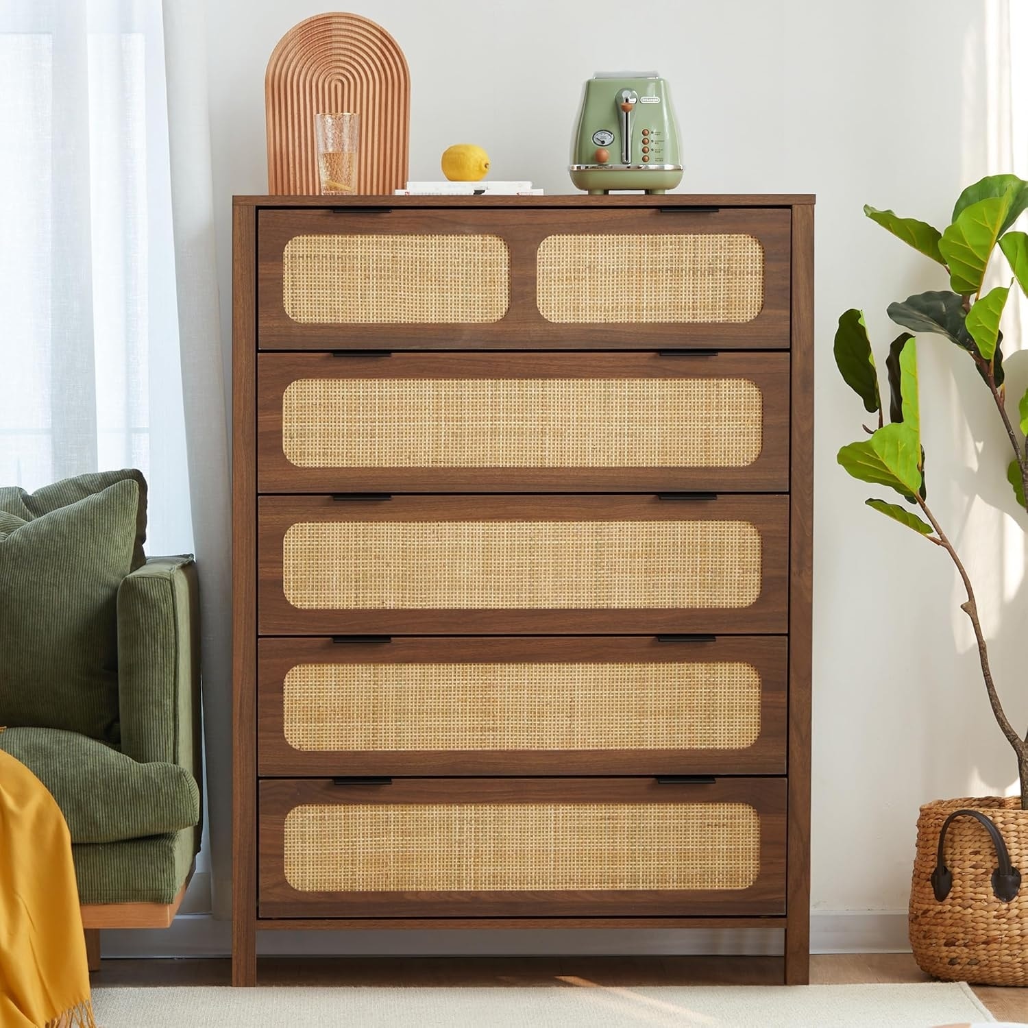 5 Drawer Rattan Chest Dresser, Wooden Storage Cabinet with Metal Handles for Bedroom or Living Room