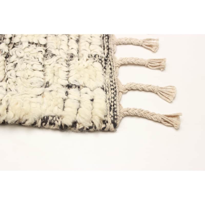 Tangier Cream Rug 5'2" x 8'2" - 5'2 x 8'2