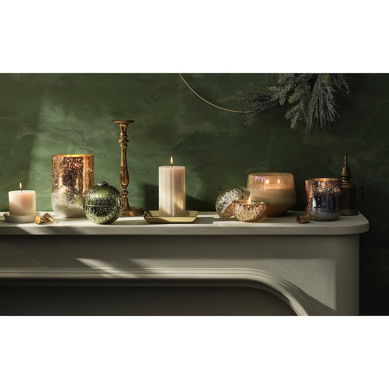 ILLUME Noble Autumn Woodfire Candle