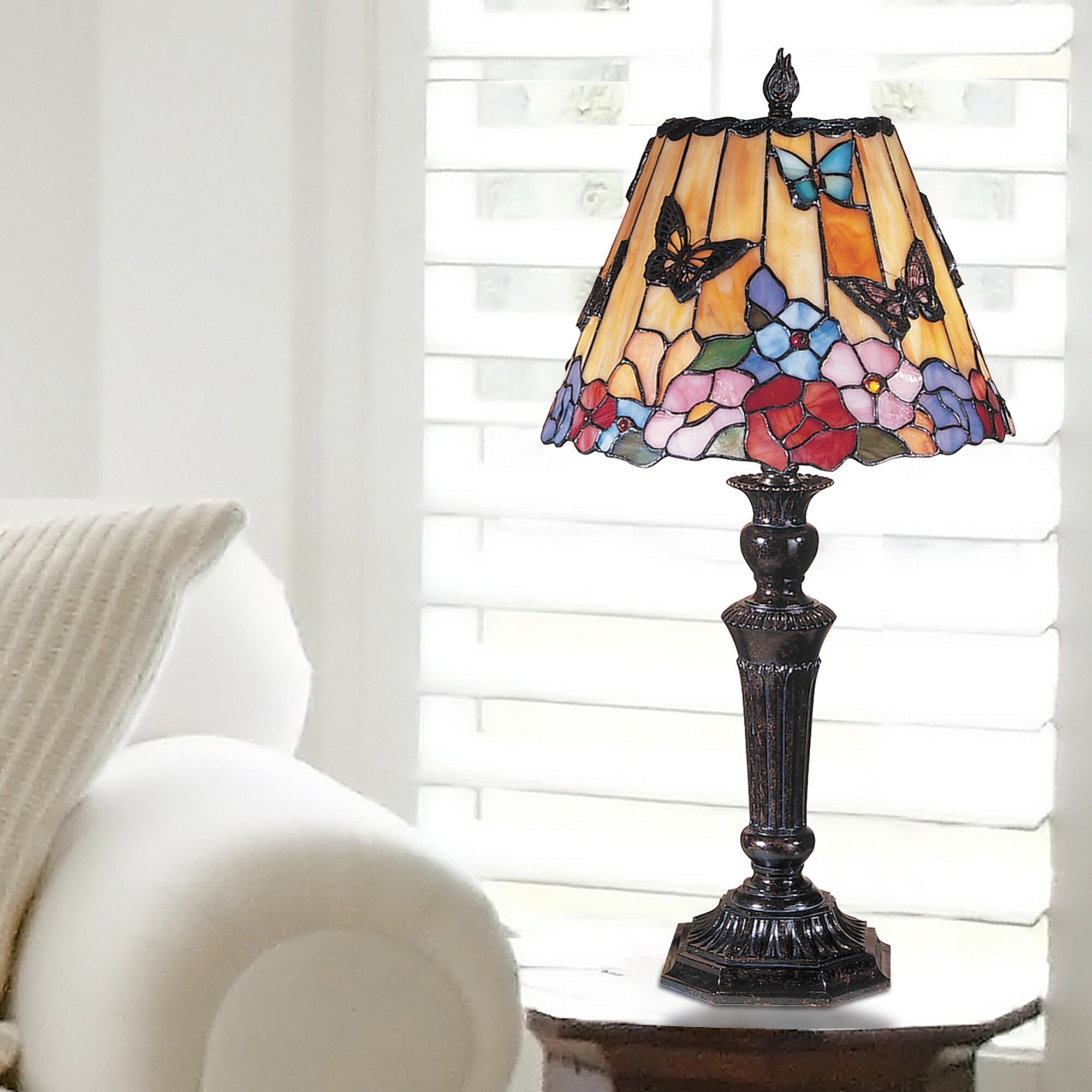Dale Tiffany Butterfly Peony Tiffany Table Lamp TT100587