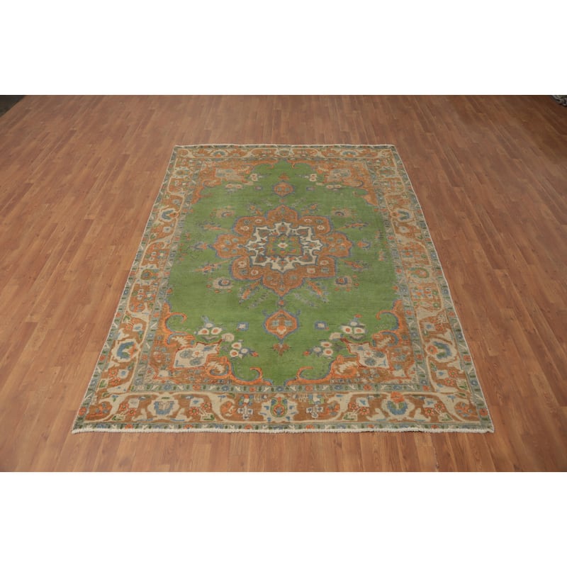 Hand Knotted Oriental 100% Wool Carpet Traditional Floral Green Tabriz Area Rug - 9' 1'' X 6' 8''