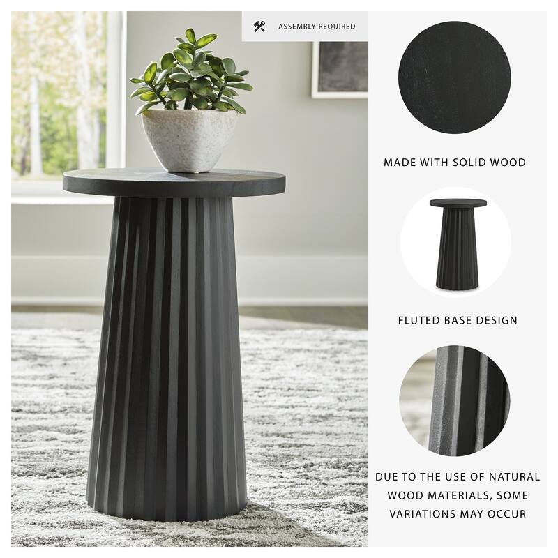 Signature Design by Ashley Ceilby Accent Table