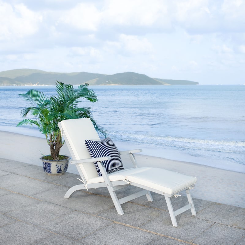 SAFAVIEH Outdoor Living Palmdale Lounge Chair