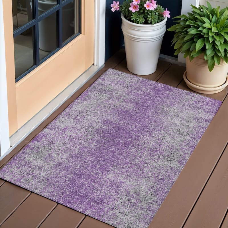 HomeRoots Oriental Transitional Rectangle Outdoor Rug - 3' x 5'