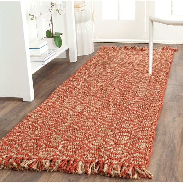SAFAVIEH Handmade Natural Fiber Yanina Sisal Tassel Rug. Opens flyout.