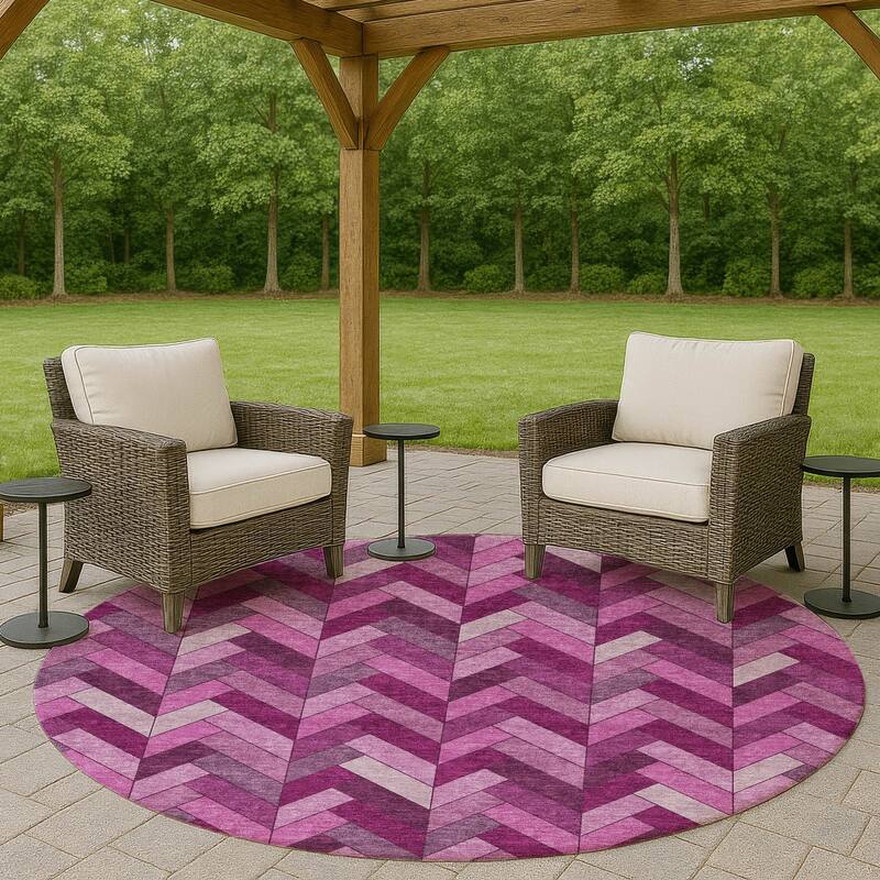 Machine Washable Indoor/ Outdoor Modern Chevron Chantille Rug - Pink - 8' x 8'