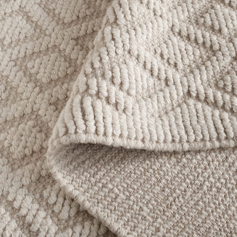 Martha Stewart Handmade Shpresa Contemporary Wool Rug