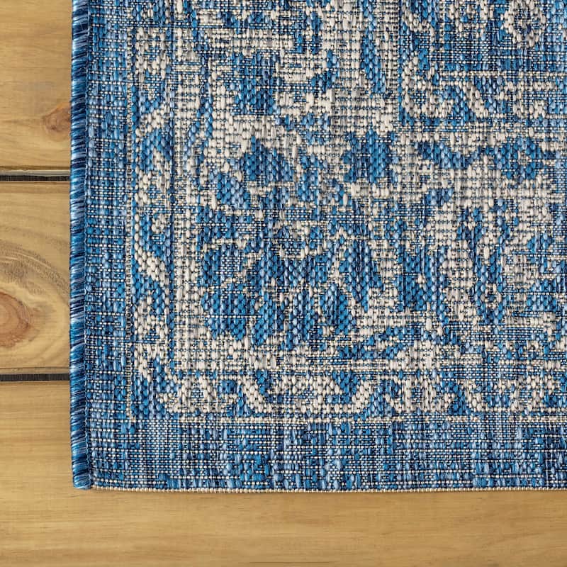 JONATHAN Y Sinjuri Bohemian Textured Weave Floral Indoor/Outdoor Area Rug