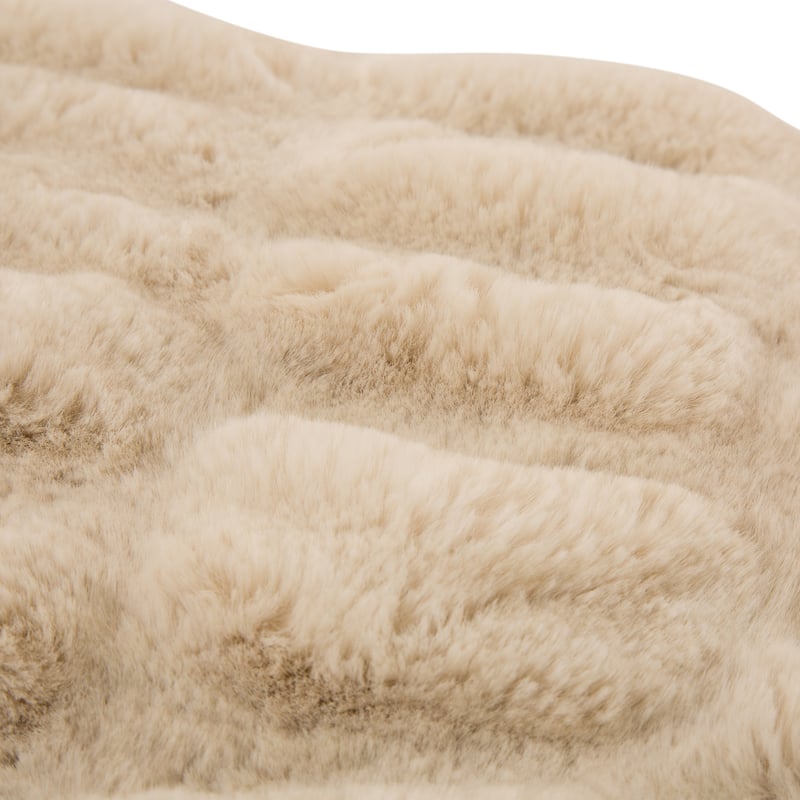 Glitzhome 50"W 60" Luxurious Faux Fur Xmas Throw Blanket