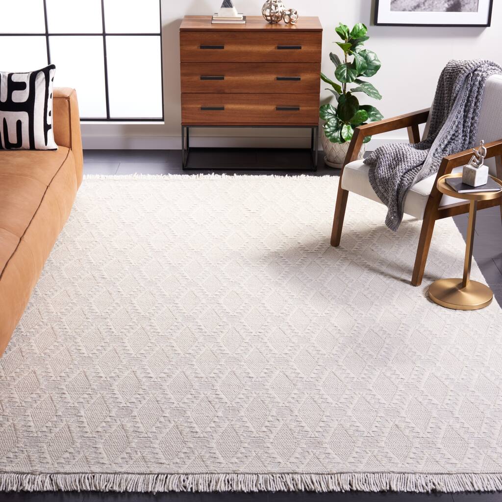 SAFAVIEH Handmade Marbella Gully Trellis Fringe Wool Rug