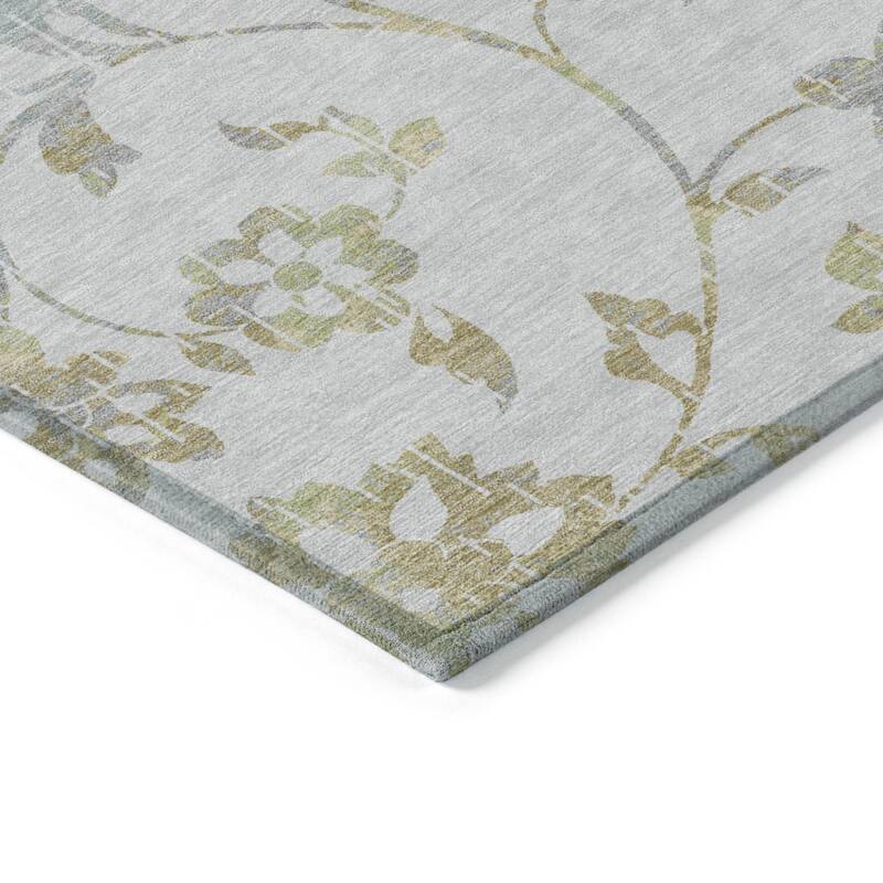 HomeRoots Floral Transitional Rectangle Outdoor Rug