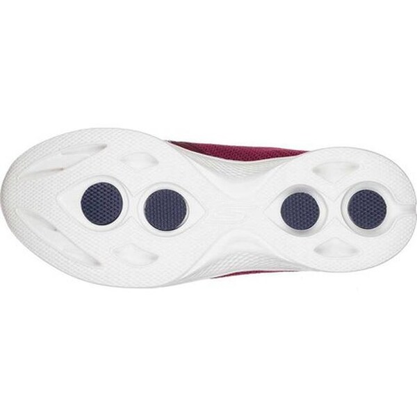 skechers go walk 4 edge