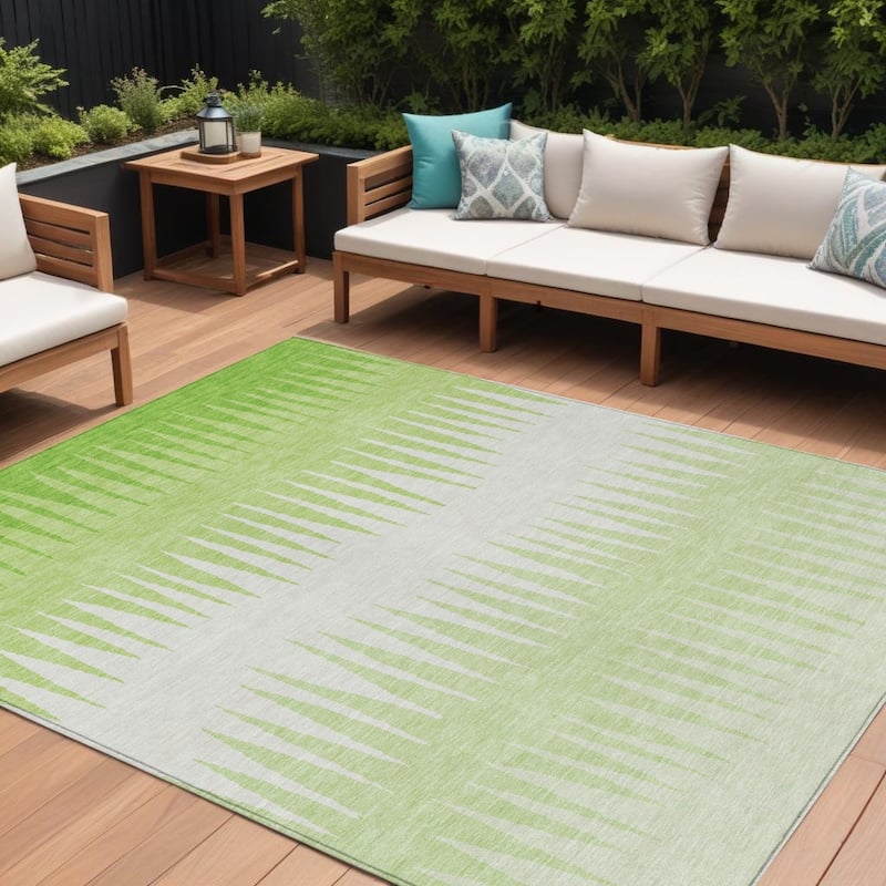 HomeRoots Striped Transitional Rectangle Outdoor Rug - 9' X 12'