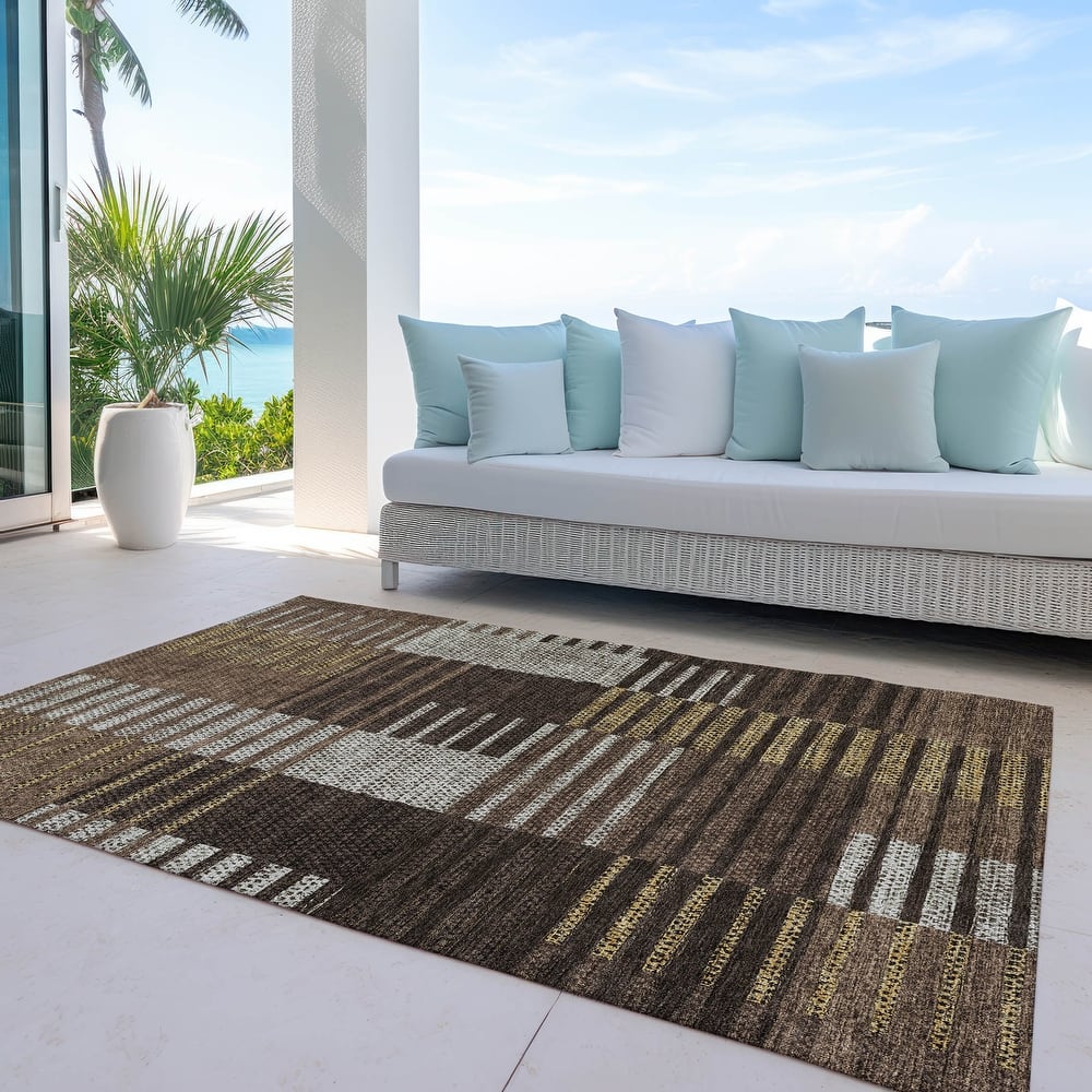 Machine Washable Indoor/ Outdoor Modern Stripes Chantille Rug