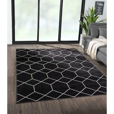 Geometric Trellis Area Rug - Black and Cream, Medium Soft Pile, Machine Woven, Stain Resistant