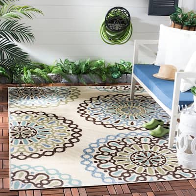 SAFAVIEH Veranda Elsi Geometric Medallion Indoor/Outdoor Area Rug - 9' x 12'