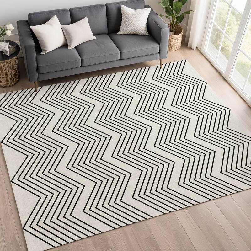 Machine Washable Indoor/ Outdoor Modern Chevron Chantille Rug