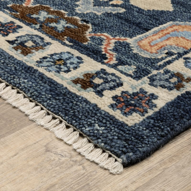 Maylin Traditional Oriental Navy/ Multi Area Rug
