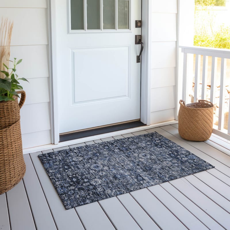 Machine Washable Indoor/ Outdoor Chantille Traditional Vintage Floral Rug
